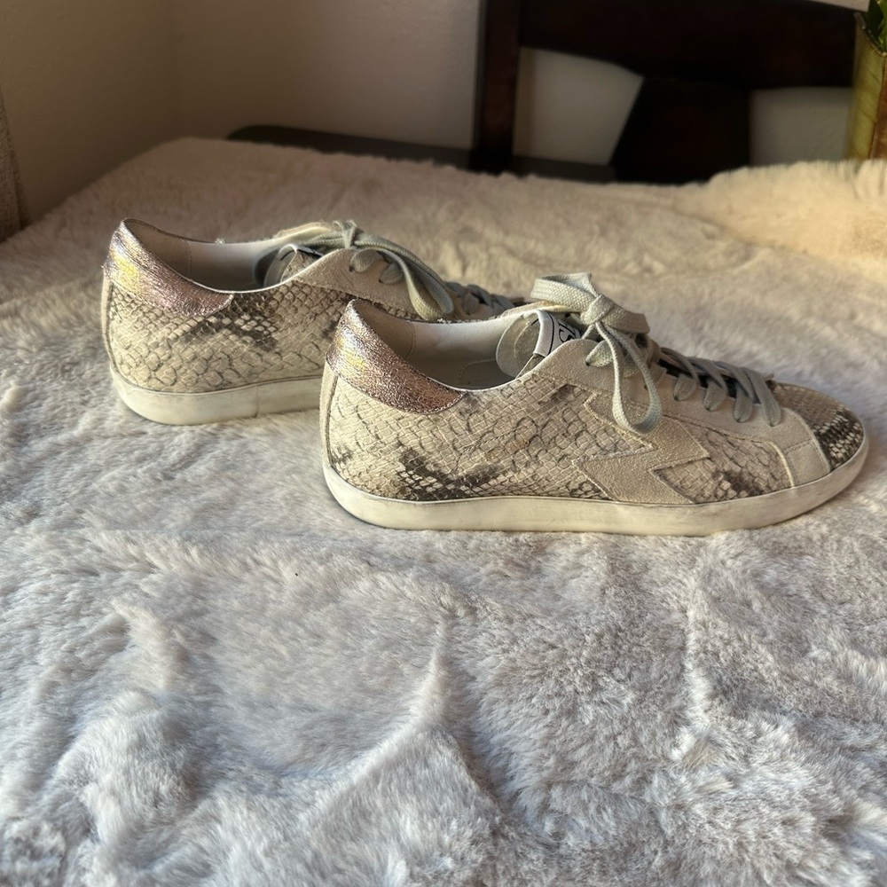 Sam Edelman Snakeskin Pattern Sneakers - Gray and White - Picture 6 of 15